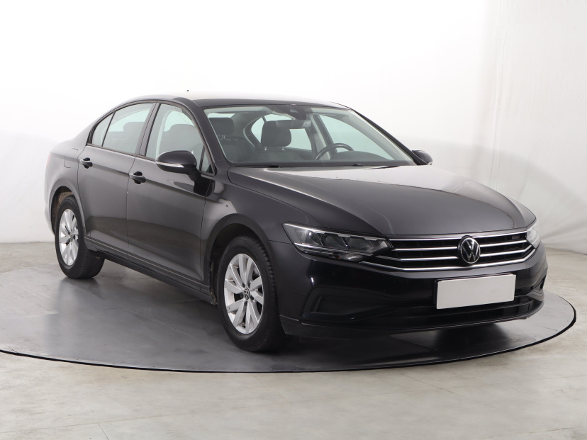 Volkswagen Passat, 2020