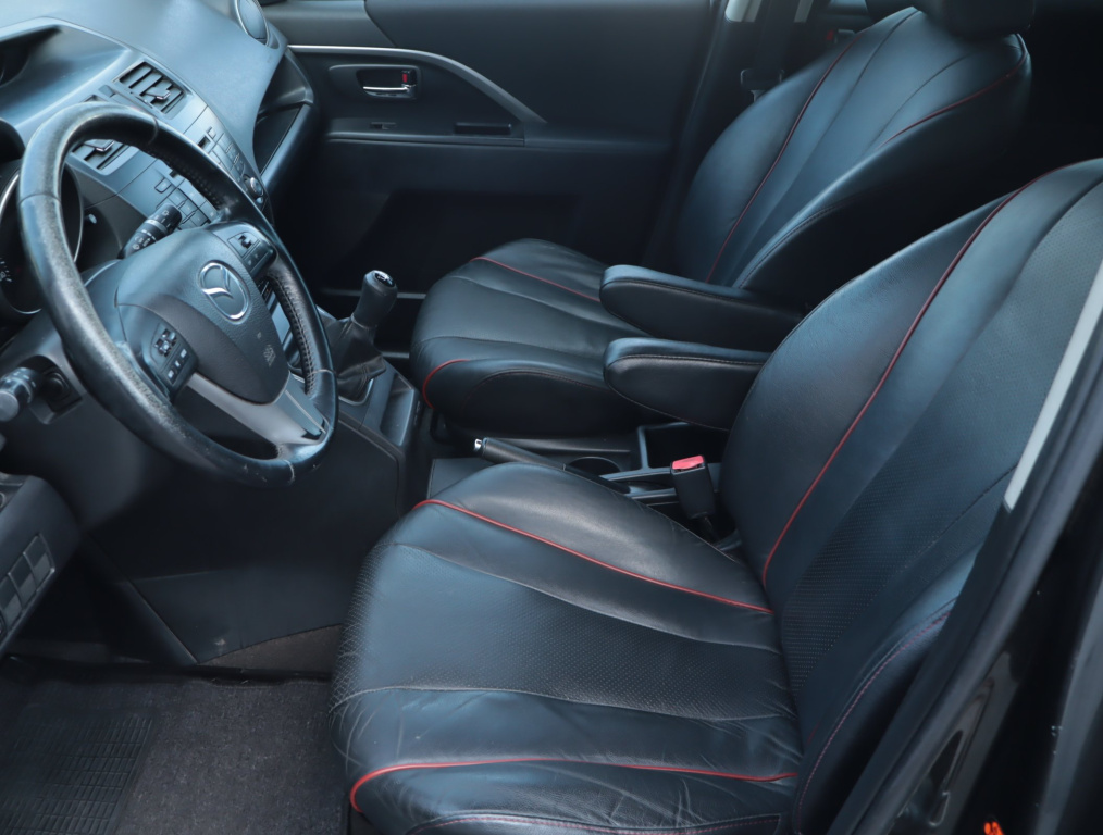 Mazda 5