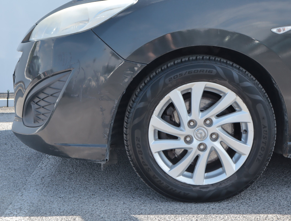 Mazda 5
