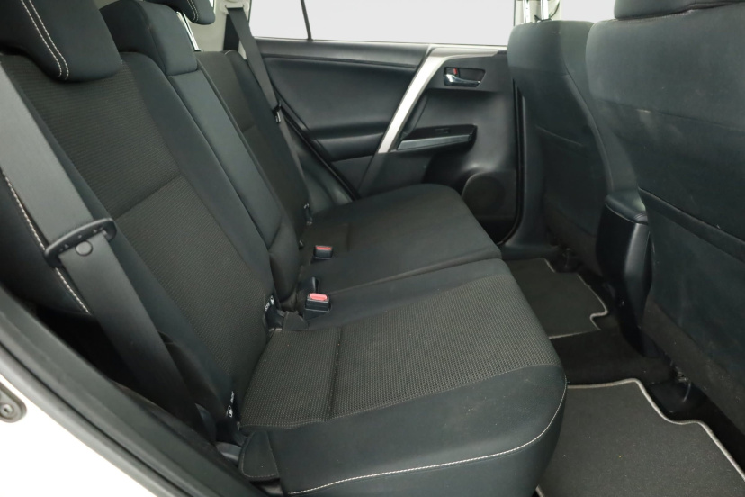 Toyota RAV 4, 2017