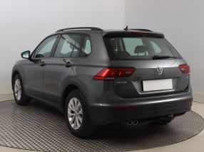 Volkswagen Tiguan - 2017