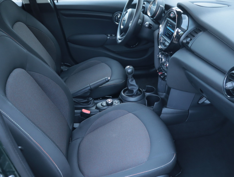 MINI 5-door, 2018