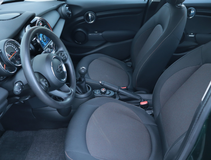 MINI 5-door, 2018