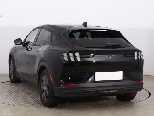 Ford Mustang Mach-E Standard Range RWD