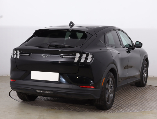 Ford Mustang Mach-E Standard Range RWD