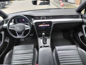 Volkswagen Passat - 2020