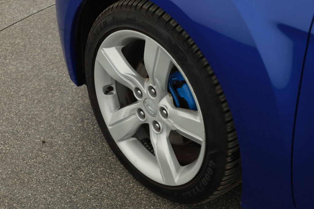 Hyundai Veloster