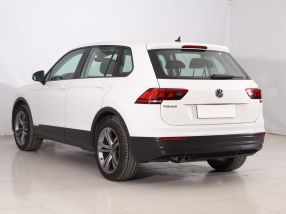 Volkswagen Tiguan - 2018