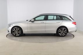 Mercedes-Benz C - 2016