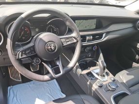 Alfa Romeo Stelvio - 2021