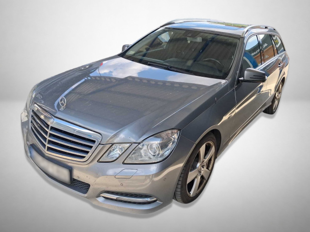 Mercedes-Benz E 2009