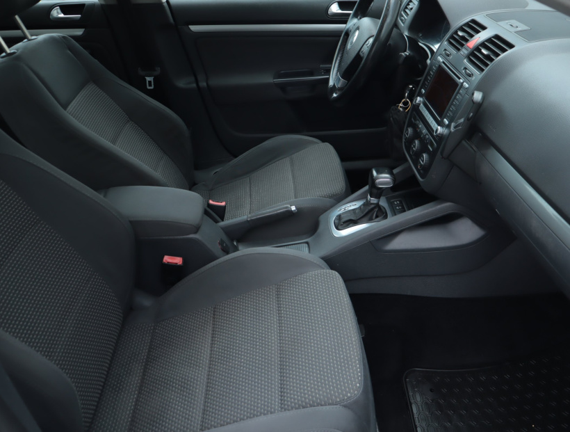 Volkswagen Golf, 2007