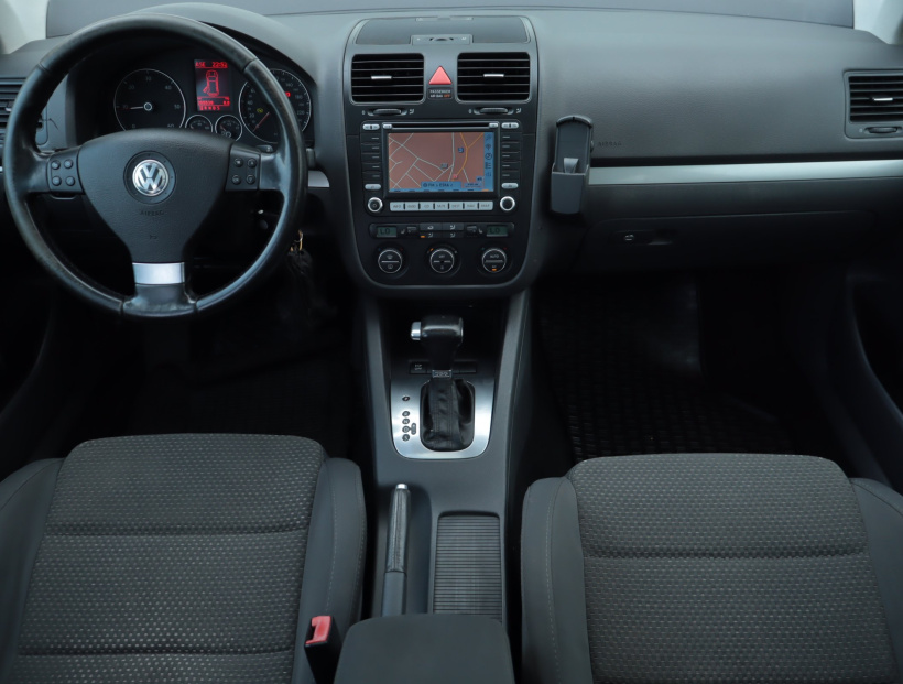 Volkswagen Golf, 2007