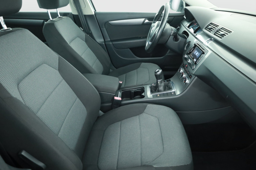 Volkswagen Passat, 2013