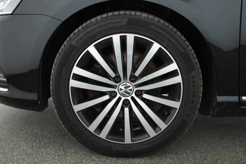 Volkswagen Passat, 2013