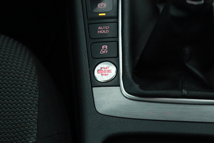 Volkswagen Passat, 2013