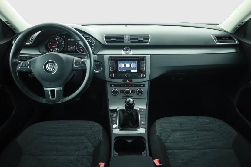 Volkswagen Passat, 2013