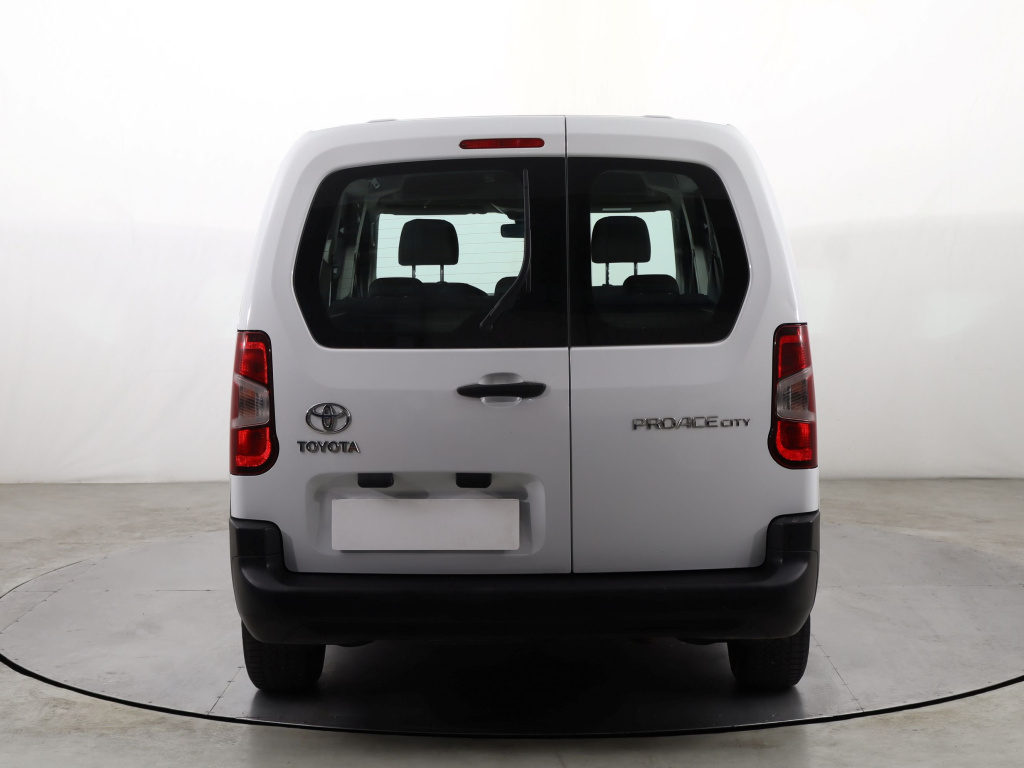 Toyota Proace City Verso
