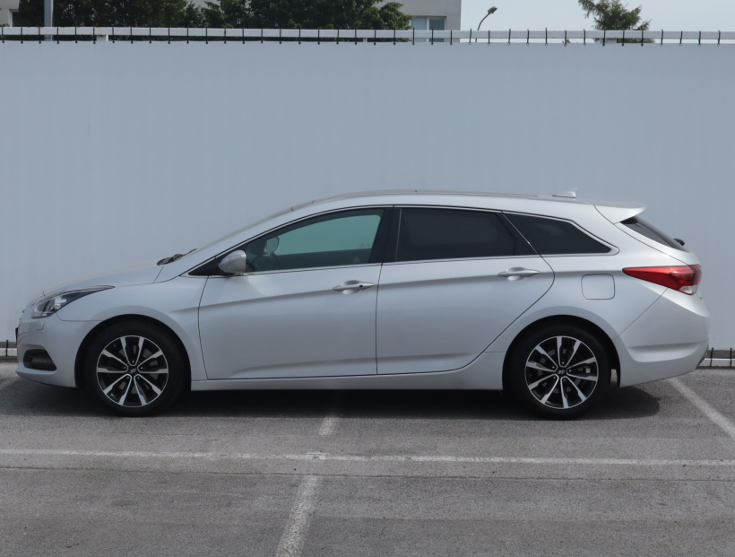 Hyundai i40, 2016