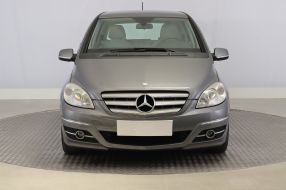 Mercedes-Benz B - 2011