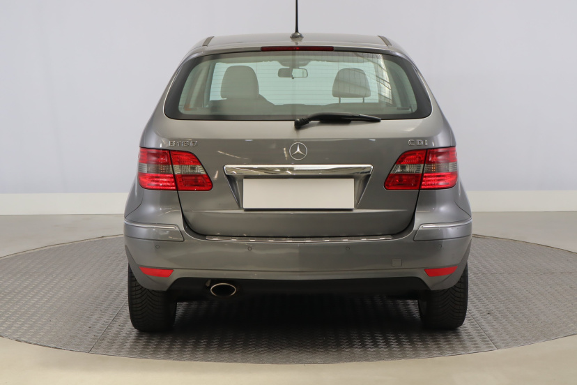 Mercedes-Benz B, 2011
