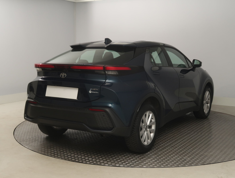 Toyota C-HR, 2024