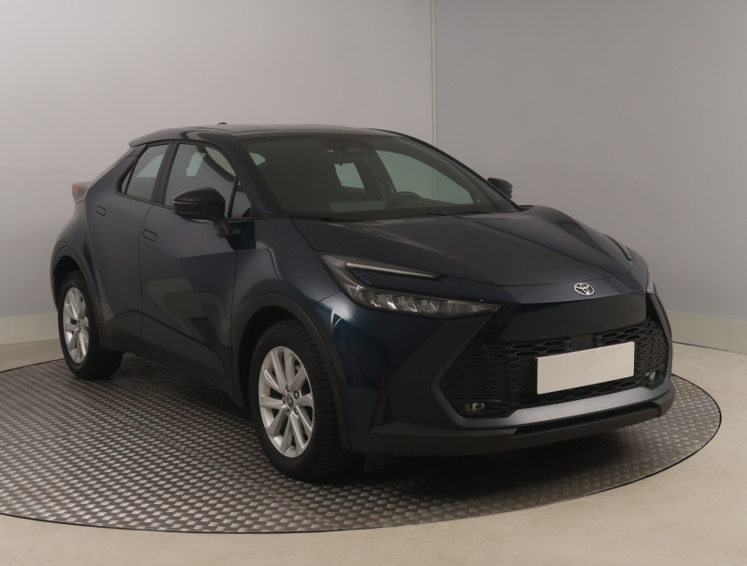 Toyota C-HR, 2024