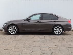 BMW 3 - 2012