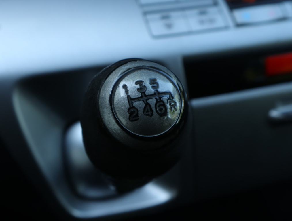 Honda FR-V
