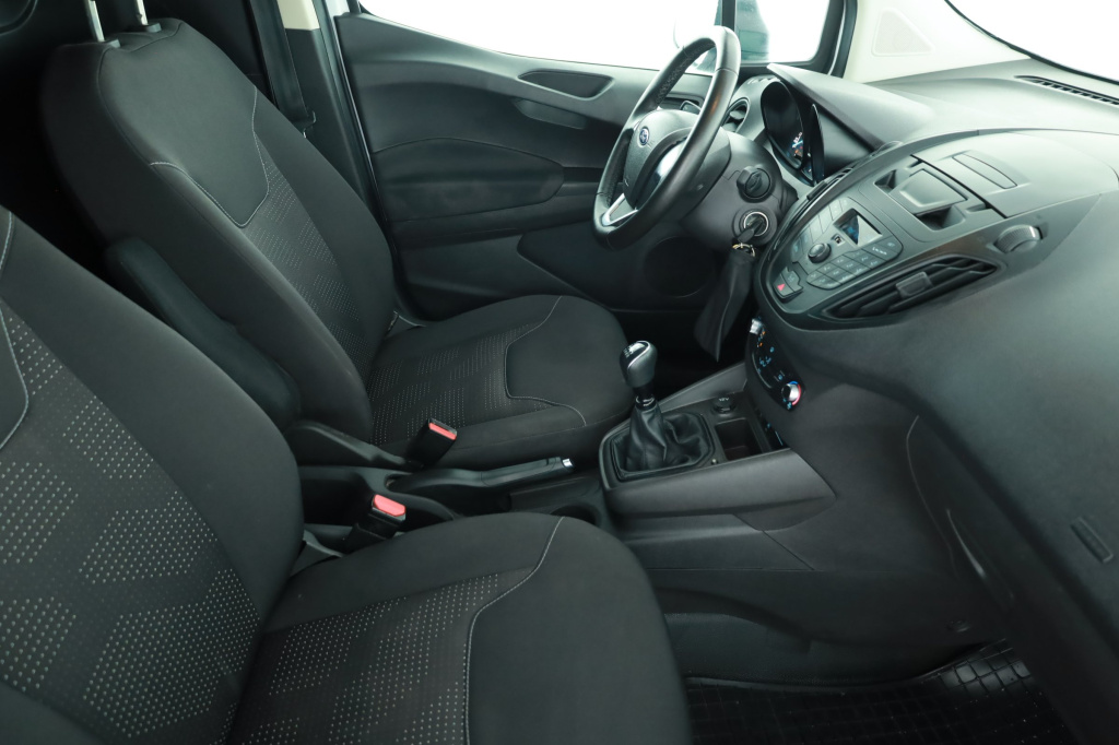 Ford Transit Courier