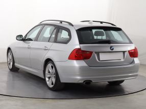 BMW 3 - 2009