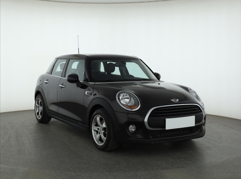 MINI 3-door