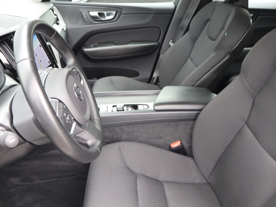 Volvo XC60 B4