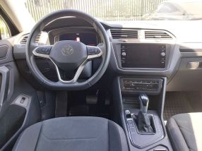 Volkswagen Tiguan - 2022