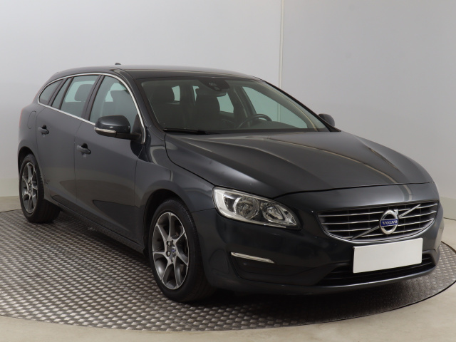 Volvo V60 2015