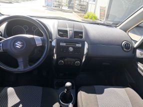 Suzuki SX4 - 2011