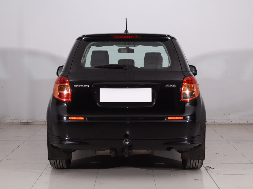 Suzuki SX4, 2011