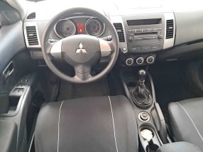 Mitsubishi Outlander - 2008