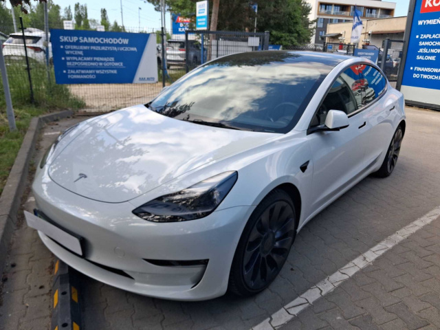 Tesla Model 3 2021