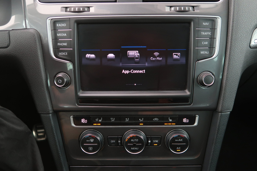 Volkswagen Golf, 2016