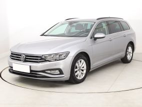 Volkswagen Passat - 2021