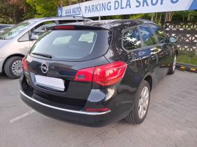 Opel Astra - 2015