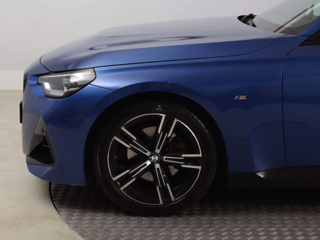BMW 2