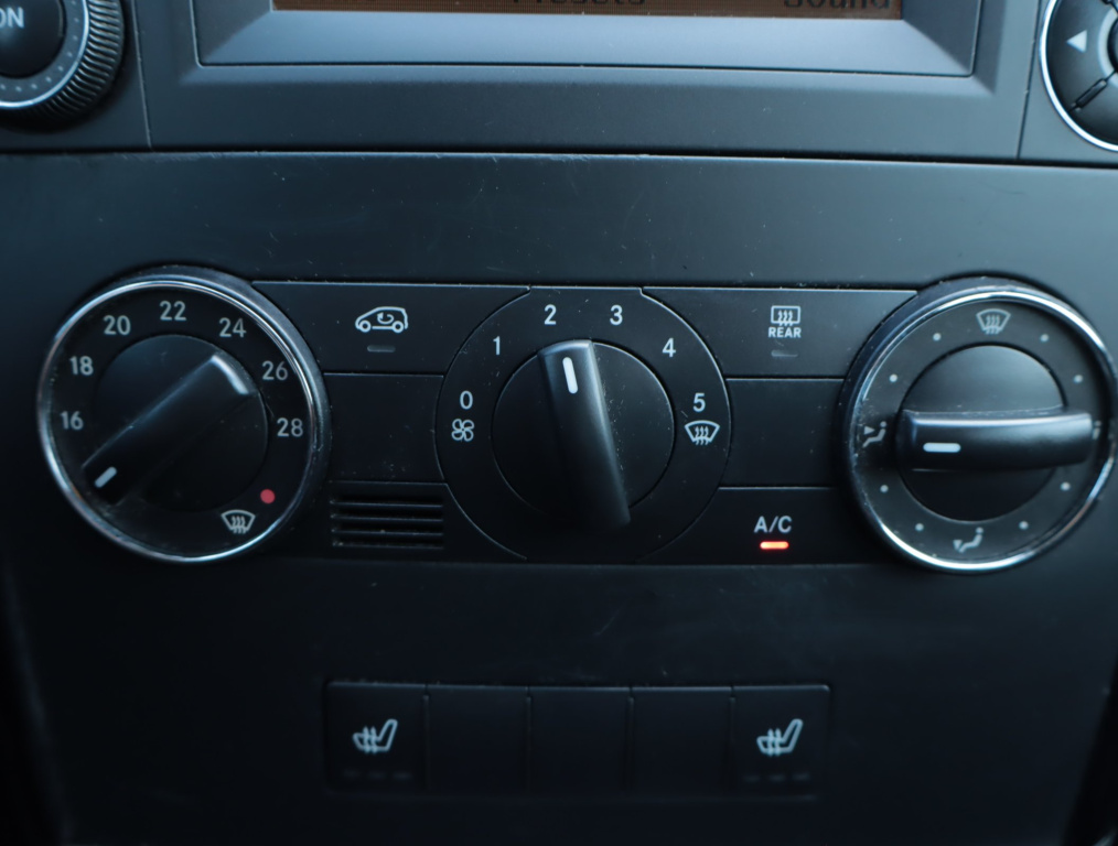Mercedes-Benz A