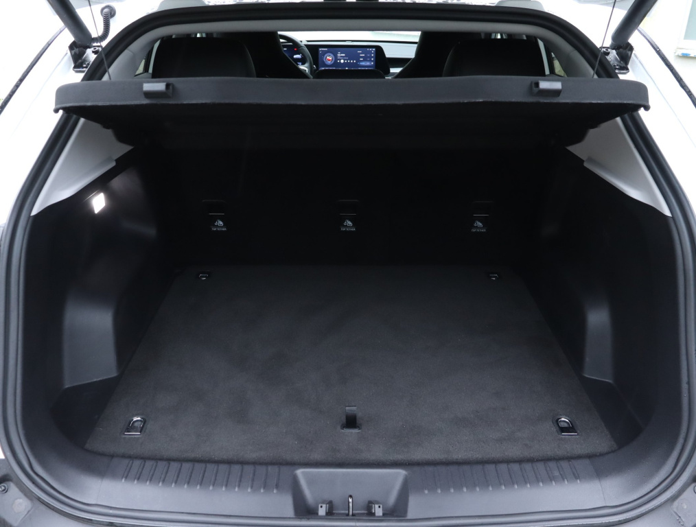 Omoda E5