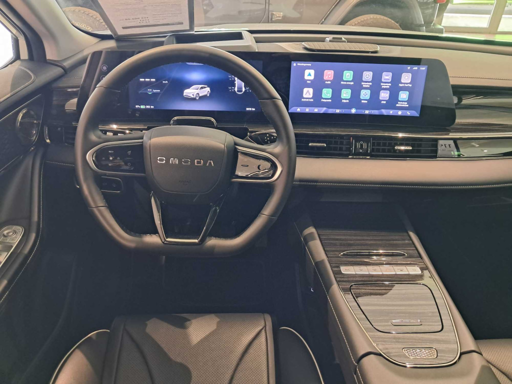 Omoda E5