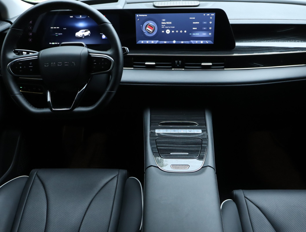 Omoda E5