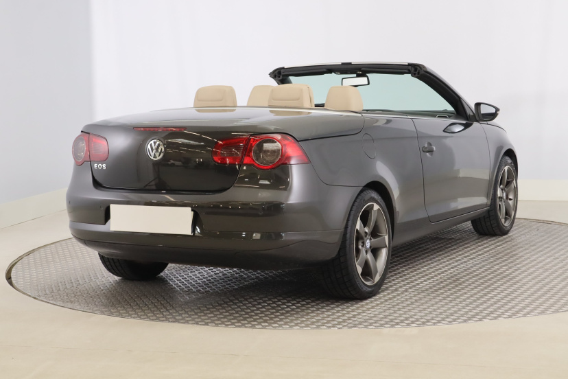 Volkswagen Eos, 2011
