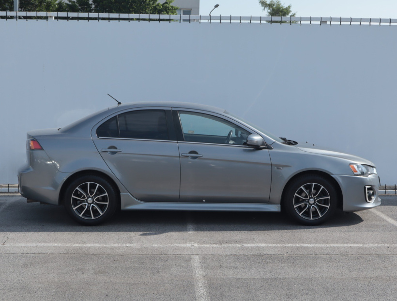 Mitsubishi Lancer, 2017