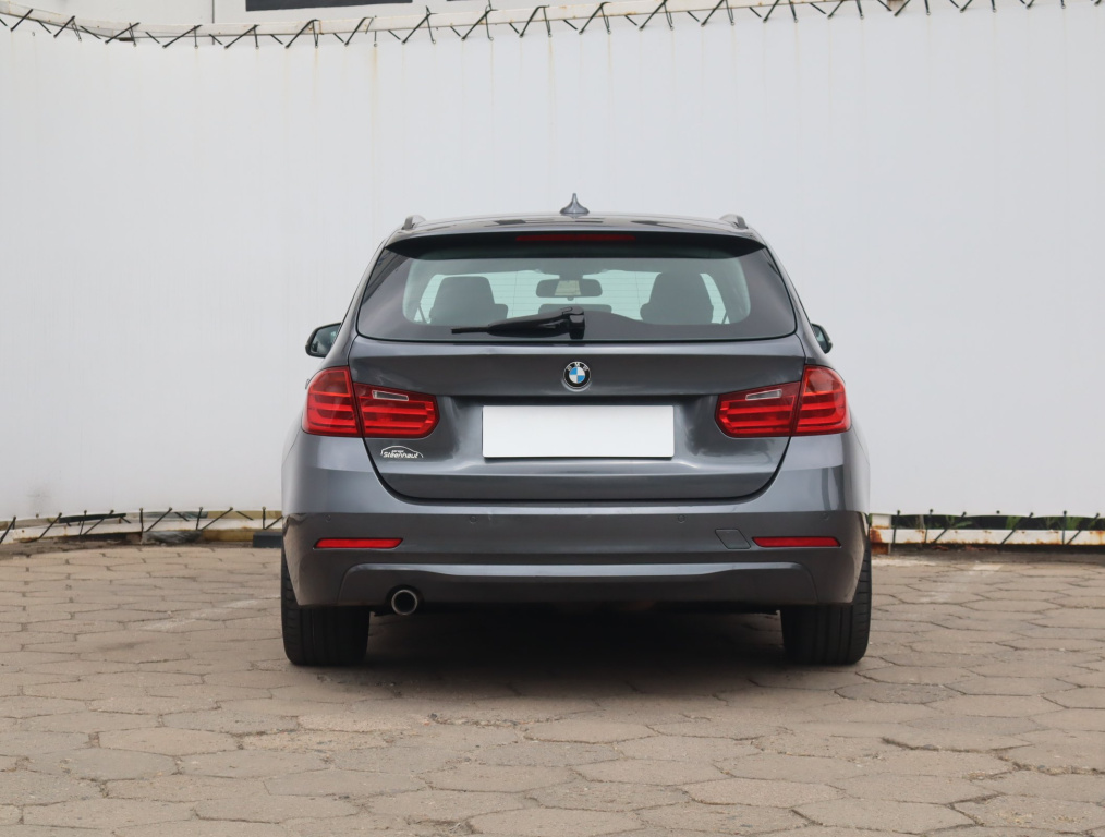 BMW 3